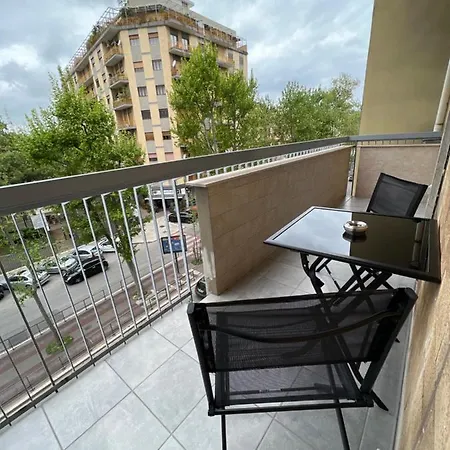 H92 Incantevole アパート バーリ