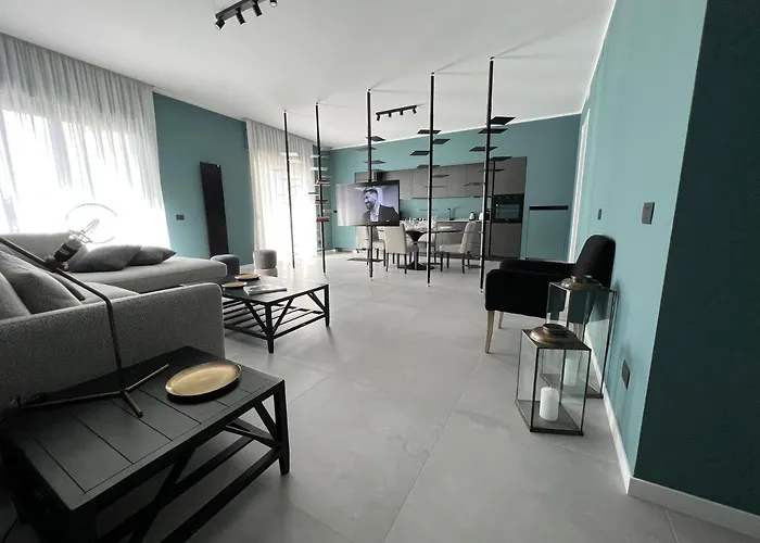 H92 Incantevole Апартаменты *